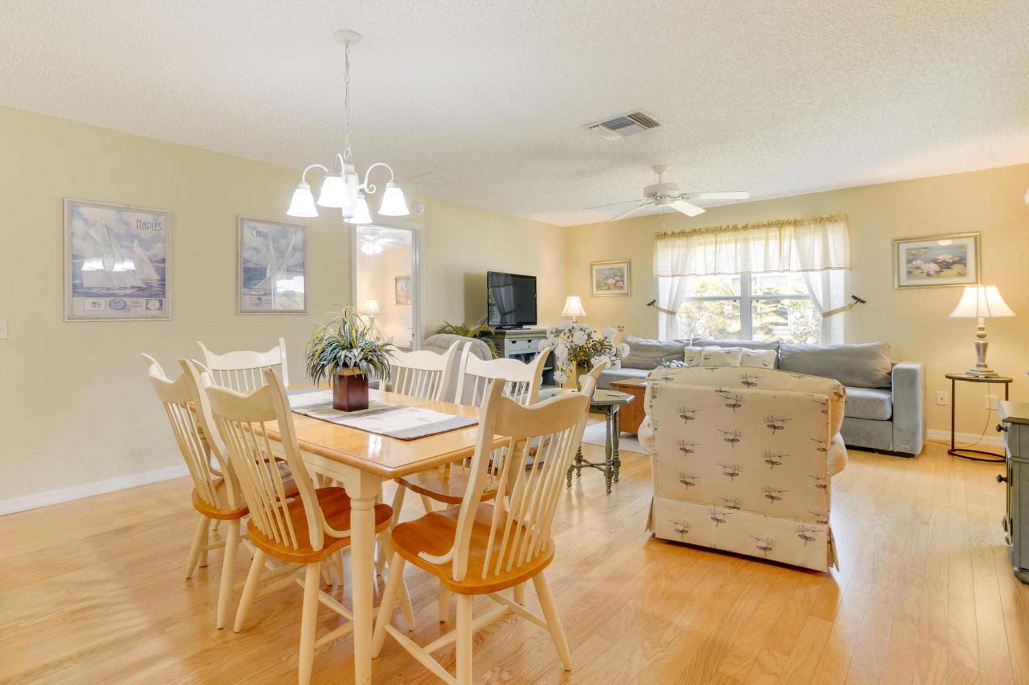 The Villages Vacation Rental With Lanai And Golf Cart! Exterior photo