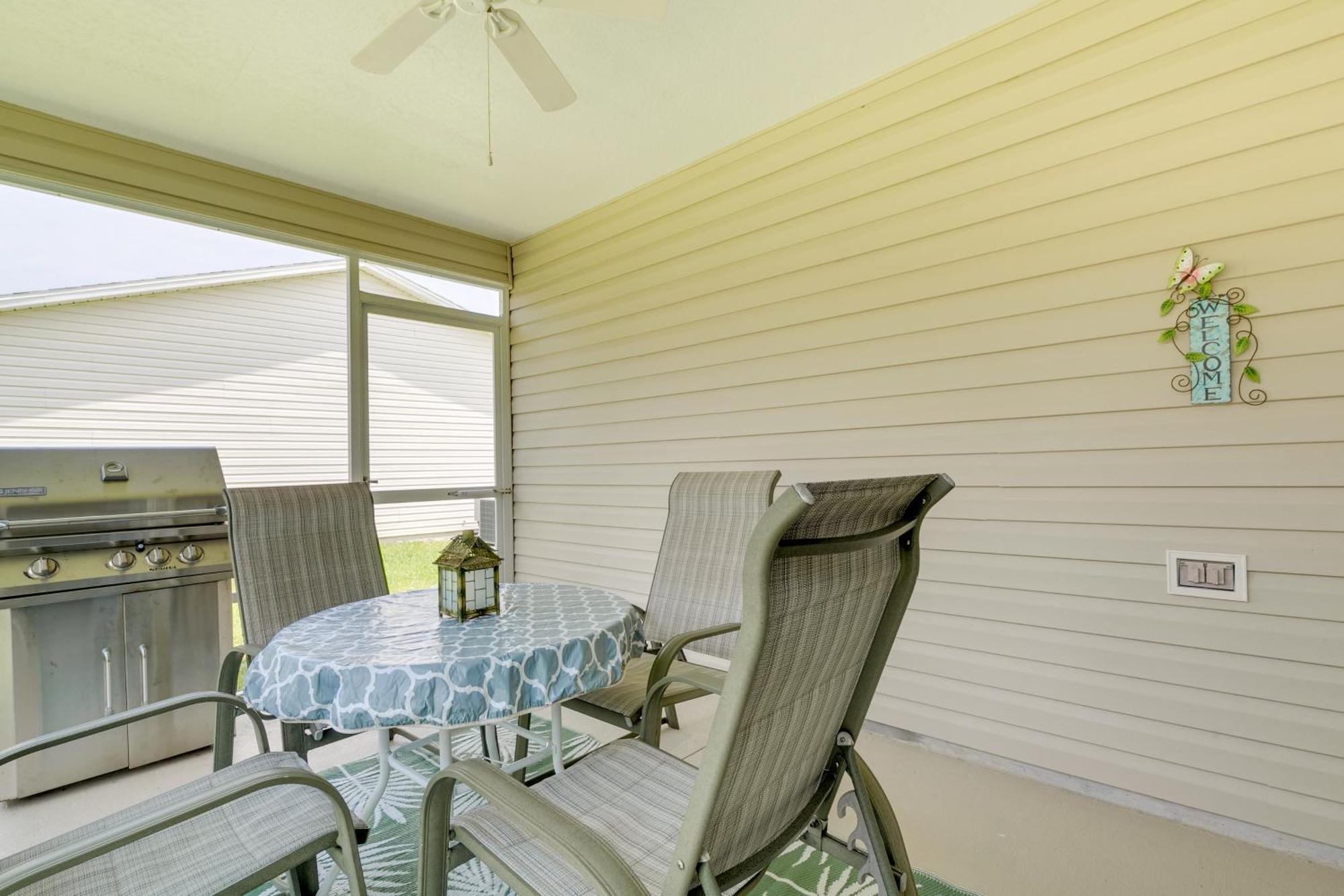 The Villages Vacation Rental With Lanai And Golf Cart! Exterior photo