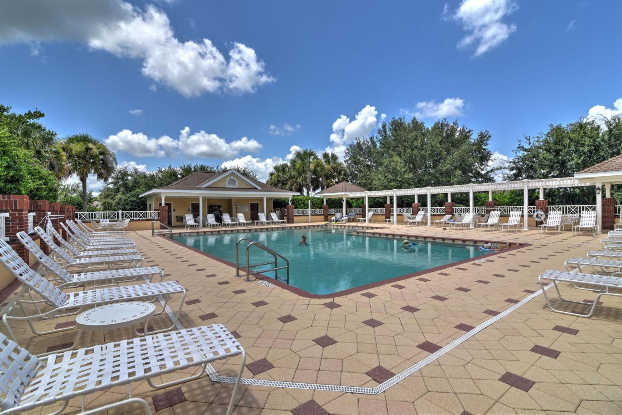 The Villages Vacation Rental With Lanai And Golf Cart! Exterior photo